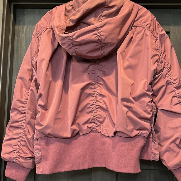 Athleta Point Reyes Bomber Jacket - Picture 10 of 16